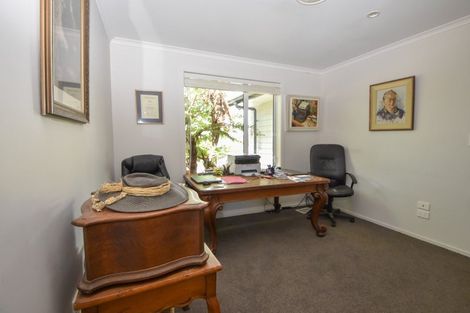 Photo of property in 5 Warrington Court, Carterton, 5713