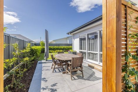 Photo of property in 18 Hunter Drive, Awatoto, Napier, 4110