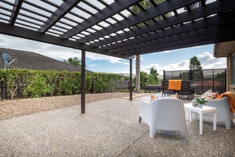 Photo of property in 32 Rush Creek Drive, Westgate, Auckland, 0614