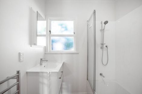 Photo of property in 20 Dale Road, Raumati South, Paraparaumu, 5032