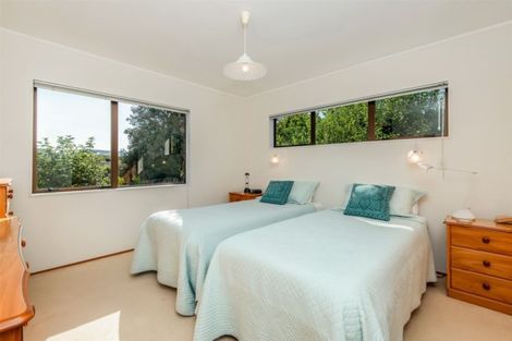 Photo of property in 1 Albert Hall Drive, Red Beach, 0932