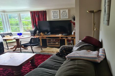 Photo of property in 115 Judd Crescent, Naenae, Lower Hutt, 5011