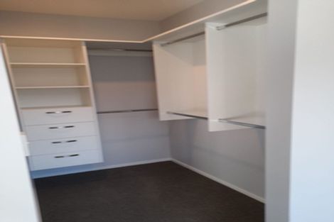 Photo of property in 1 Madden Avenue, Kumeu, 0810