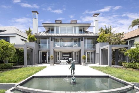 Photo of property in 43 Takutai Avenue, Half Moon Bay, Auckland, 2012