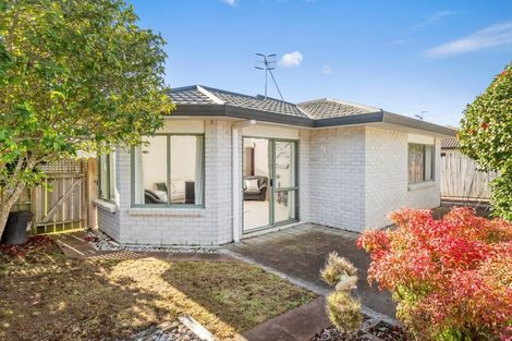 Photo of property in 121a Blake Boulevard, Papamoa Beach, Papamoa, 3118