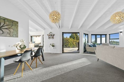 Photo of property in 12a Ridge Lane, New Plymouth, 4310