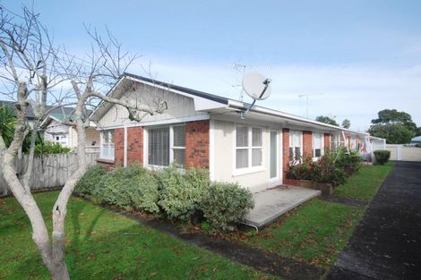 Photo of property in 1/40 Tawhiri Road, One Tree Hill, Auckland, 1061