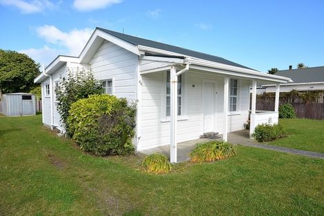 Photo of property in 26 Waimea Road, Waikanae Beach, Waikanae, 5036