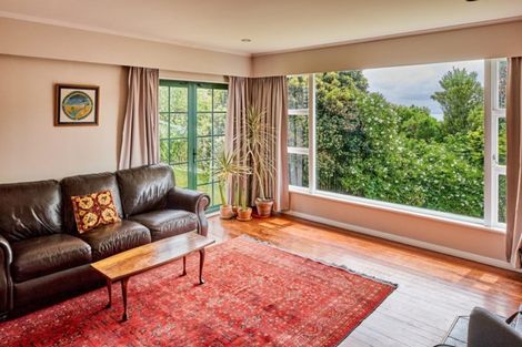 Photo of property in 10 Kapekape Place, Pukerua Bay, 5026