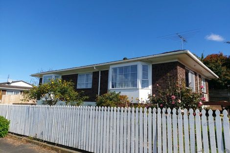 Photo of property in 3/62 Grey Street, Onehunga, Auckland, 1061