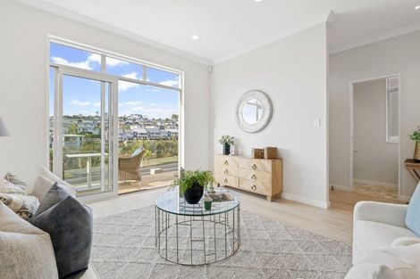 Photo of property in 155a Bonair Crescent, Silverdale, 0932