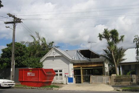 Photo of property in 48 St Marys Road, Saint Marys Bay, Auckland, 1011