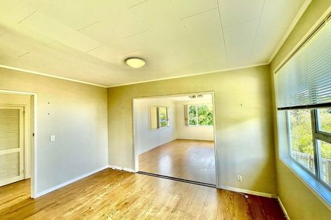 Photo of property in 58 Alexander Avenue, Torbay, Auckland, 0630