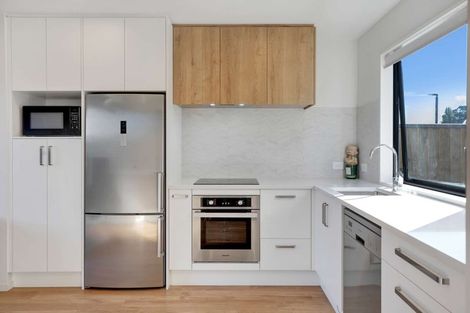 Photo of property in 2/9 Marcroft Street, Woolston, Christchurch, 8062