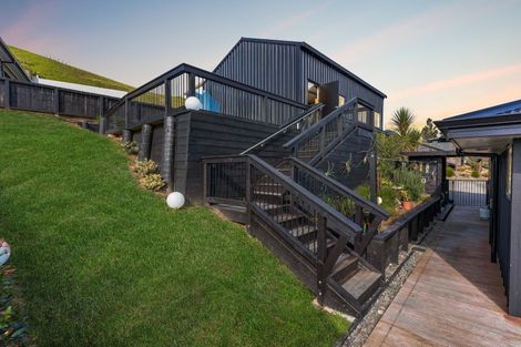 Photo of property in 5 Manatu Close, Whangamata, 3691