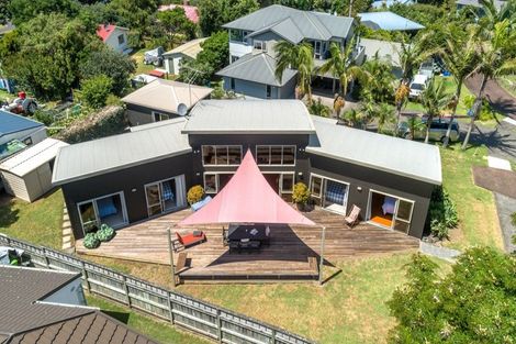 Photo of property in 7 Cathedral Court, Hahei, Whitianga, 3591