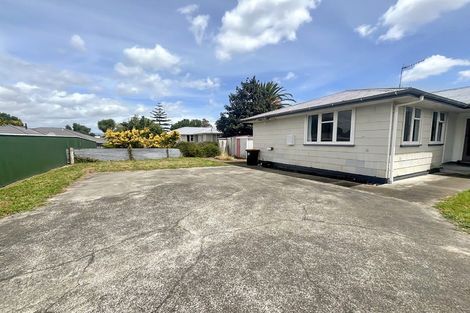 Photo of property in 32 Manawatu Street, Hokowhitu, Palmerston North, 4410