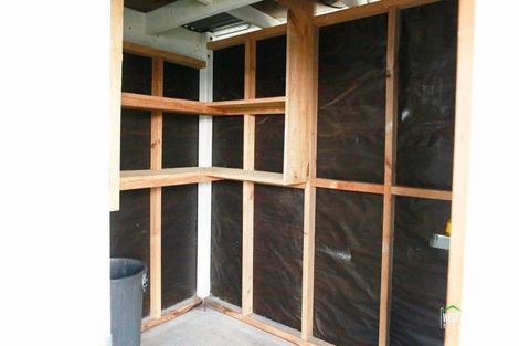 Photo of property in 2/1 Imperial Place, Henderson, Auckland, 0612