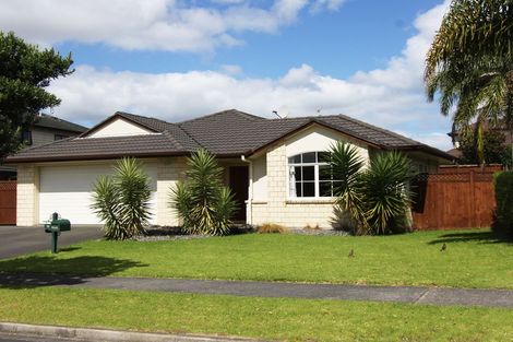 Photo of property in 30 Croftview Road, Wattle Downs, Auckland, 2103