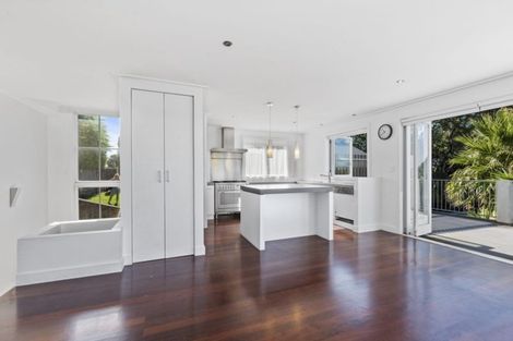 Photo of property in 69 Norwood Road, Bayswater, Auckland, 0622