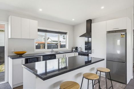 Photo of property in 33 Keepa Street, Levin, 5510