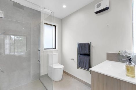 Photo of property in 19b Silverwood Lane, Leamington, Cambridge, 3495