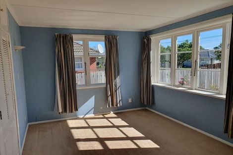 Photo of property in 96 Reynolds Street, Taita, Lower Hutt, 5011