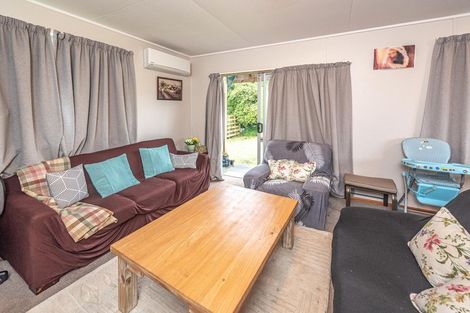 Photo of property in 9a-9b Banks Place, Tawhero, Wanganui, 4501