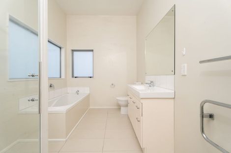 Photo of property in 34a Erlestoke Crescent, Churton Park, Wellington, 6037