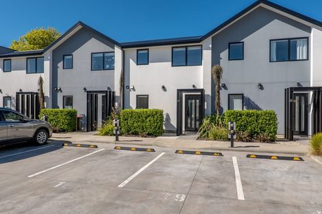 Photo of property in 15/25 Hargest Crescent, Sydenham, Christchurch, 8023