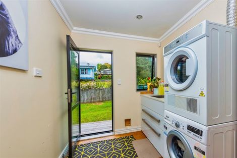 Photo of property in 10a Yule Place, Massey, Auckland, 0614