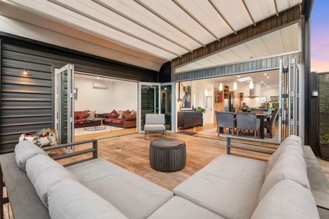 Photo of property in 50 Ngataringa Road, Devonport, Auckland, 0624