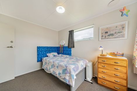 Photo of property in 303 Wellington Road, Wainuiomata, Lower Hutt, 5014