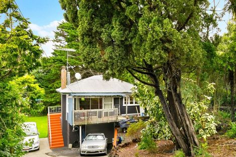 Photo of property in 18 Killarney Avenue, Torbay, Auckland, 0630