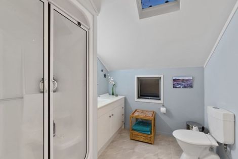 Photo of property in 1083 Kahikatea Flat Road, Waitoki, Kaukapakapa, 0871