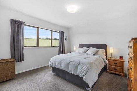 Photo of property in 2/4 Ellesmere Avenue, Miramar, Wellington, 6022