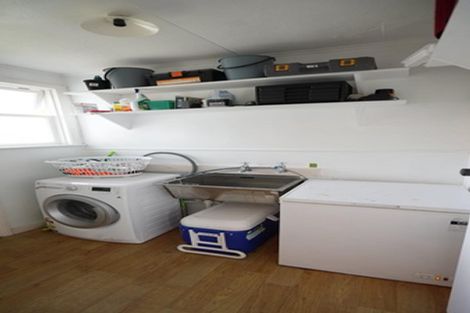 Photo of property in 57a Crewe Crescent, Hokowhitu, Palmerston North, 4410