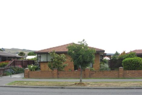 Photo of property in 2a Thistledown Place, Woolston, Christchurch, 8062