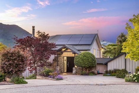 Photo of property in 15 Rowan Court, Wanaka, 9305