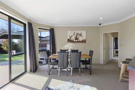 Photo of property in 2 Te Pihopa Way, Aidanfield, Christchurch, 8025