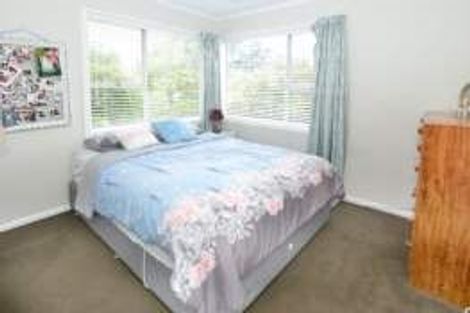 Photo of property in 1/330 Glenfield Road, Glenfield, Auckland, 0629