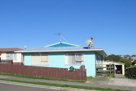 Photo of property in 11 Te Arataura Street, Takapuwahia, Porirua, 5022