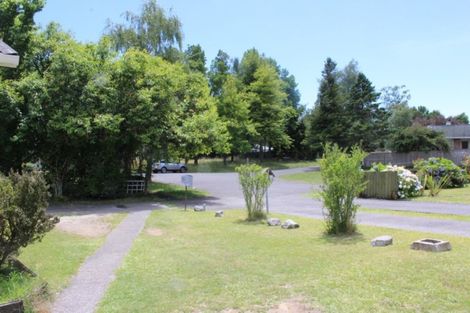 Photo of property in 11 Parekarangi Grove, Turangi, 3334