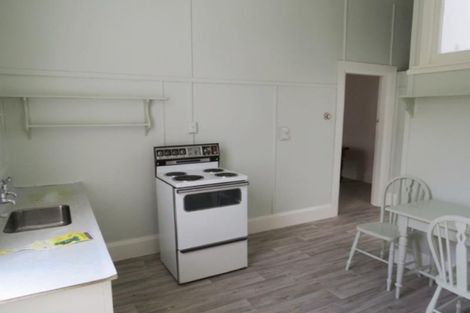 Photo of property in 17 Barrett Street, Westown, New Plymouth, 4310