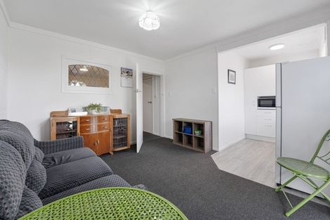 Photo of property in 6a Broadmore Street, Vogeltown, New Plymouth, 4310