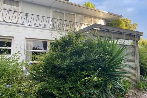 Photo of property in 60-62 Exmouth Road, Northcote, Auckland, 0627