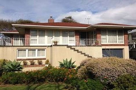 Photo of property in 277 Te Atatu Road, Te Atatu South, Auckland, 0610