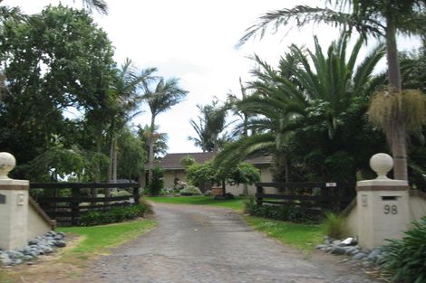Photo of property in 98 Bycroft Road, Karaka, Drury, 2578
