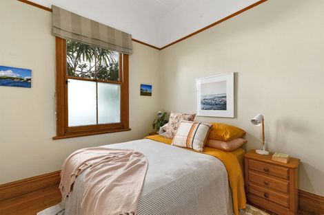 Photo of property in 17 St Aubyn Street, Devonport, Auckland, 0624