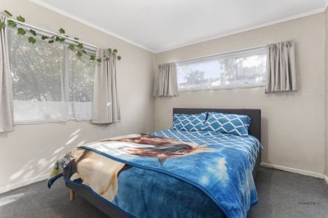 Photo of property in 1/83 Mcleod Road, Te Atatu South, Auckland, 0610